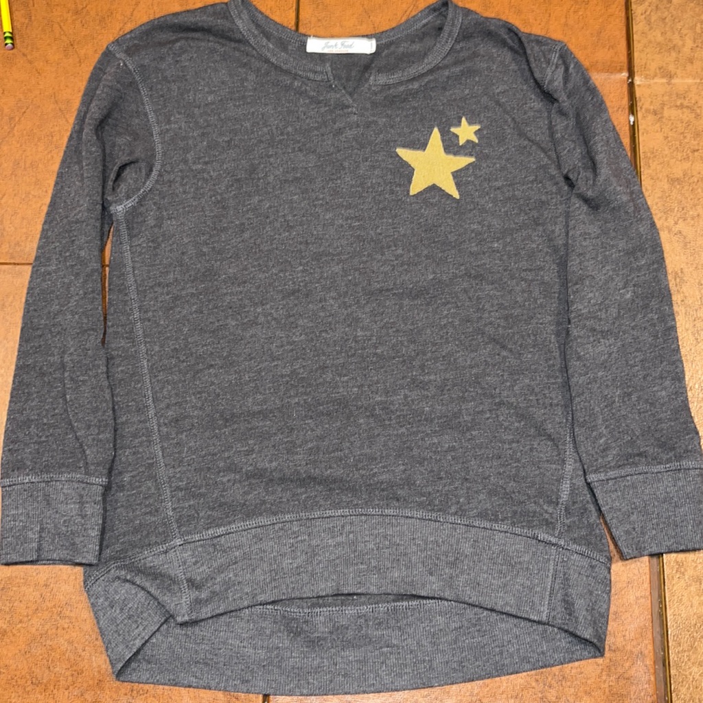 Euc Junk Food Light Weight Sweatshirt Euc Junk Food Light Weight Sweatshirt